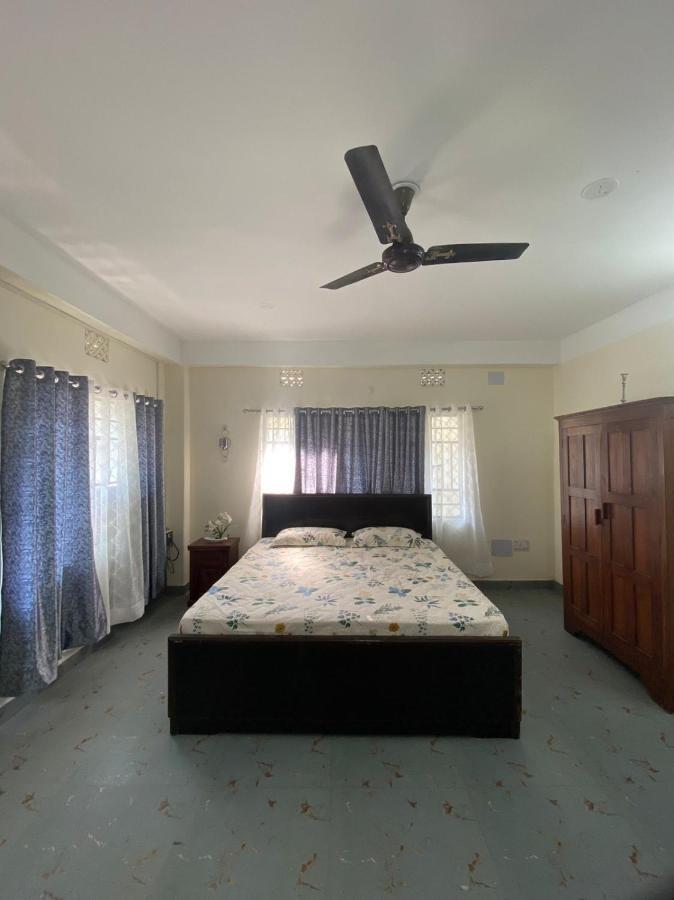 Maria'S Homestay Силигури Екстериор снимка